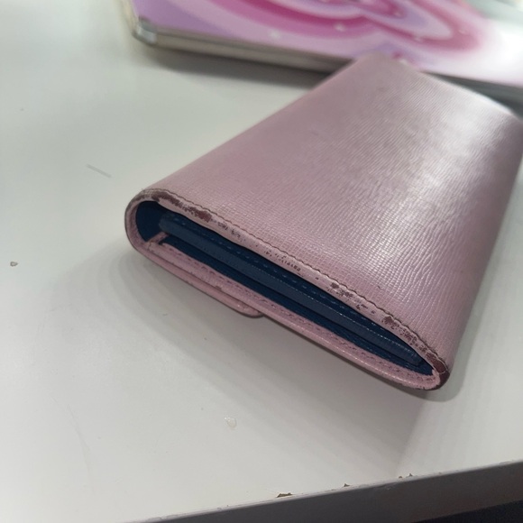 Pink Wallet - Picture 5 of 9